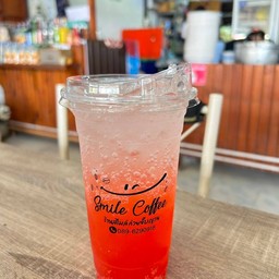 น้ำแดงโซดา