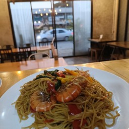 สปาเก็ตตี้ขี้เมากุ้ง