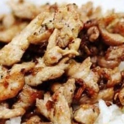 ข้าวหมูพริกไทยดำ