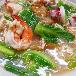 ราดหน้าทะเล