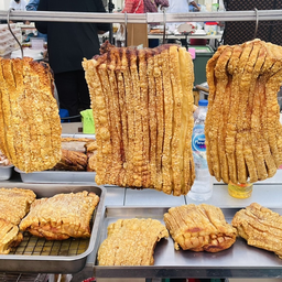 เฮียบูลย์ โคตรสุกี้+หมูกรอบ สาขา 2 สุกี้