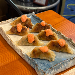 Gyoza Mentaiko - เกี๊ยวซ่า ซอสไข่ปลาค็อด