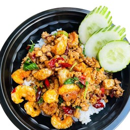 ข้าวกะเพราหมูสับ+แคปหมู