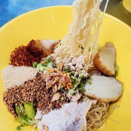 ก๋วยเตี๋ยวต้มยำมะนาวสด แซ่บจัดจ้าน