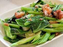 ผัดคะน้าปลาเค็ม