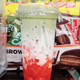 มัทฉะสตอเบอรี่นมสด