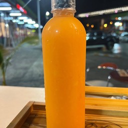 น้ำส้มคั้นสายน้ำผึ้ง พิเศษเนื้อส้ม 500ml