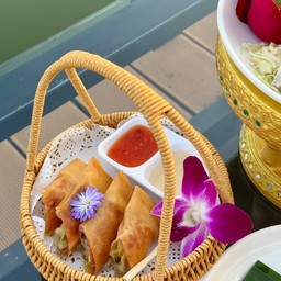 ปอเปี๊ยะแฮมชีส