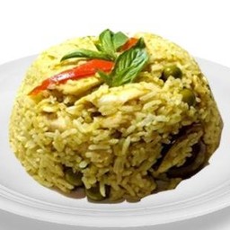 ข้าวผัดแกงเขียวหวาน