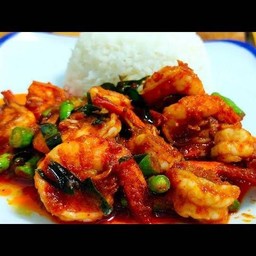 ข้าวเคร่ืองแกง กุ้ง