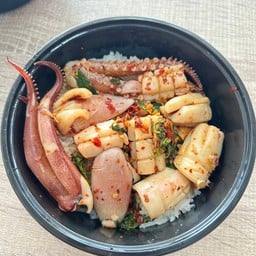 กะเพราปลาหมึก