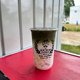 นมสดชาเขียว