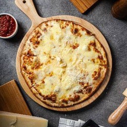 พิซซ่า 4 ชีส / Pizza 4 Cheese
