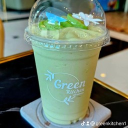 อะโวคะโด้ปั่นนมสดน้ำผึ้ง