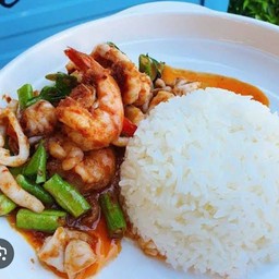 ข้าวพริกแกงทะเล