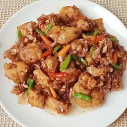 [อร่อยซ่ากับโค้ก] ข้าวราดไก่ผัดพริกขี้หนูสวน +  โค้ก ออริจินัล (กระป๋อง)