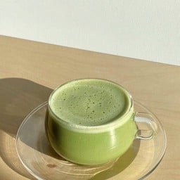 ชาเขียวนมสดร้อน