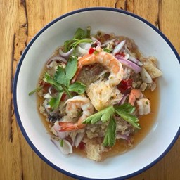 ยำวุ้นเส้นทะเล(กุ้ง หมึก)