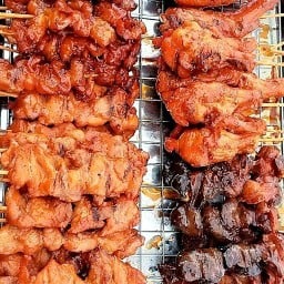 ไก่ย่าง/เนื้อย่างอิสลาม #ฮาลาล สาขา2 ไก่ย่าง/เนื้อย่าง (ฮาลาล) หน้าร้านลาบหนองคายป้าตรีถนนสายท่าเรือ