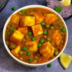 แกงเต้าหู้ถั่วเเละชีส