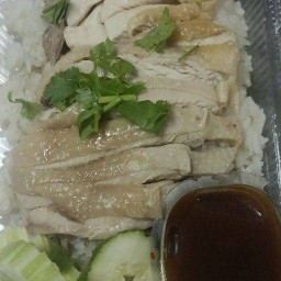 ก๋วยเตี๋ยวเนื้อฮาลาล