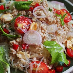 ยำวุ้นเส้นหมูสับ