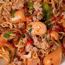 ยำมาม่า