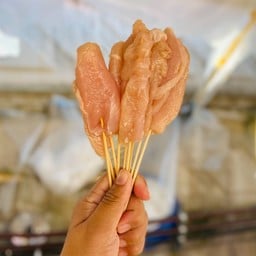 ลูกชิ้นชุปแป้งทอดสูตรแม่ยาย สาขามอนอ พิษณุโลก