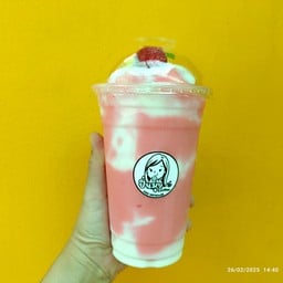 สตอเบอรี่โยเกิร์ตปั่น