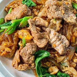 ผัดซีอิ้วหมูหมัก