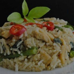 ข้าวผัดเขียวหวานมังสวิรัติ vegetarian green curry fried rice