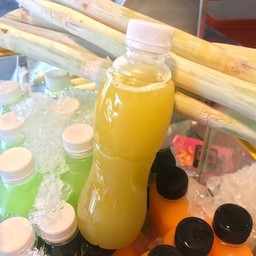 น้ำอ้อยขาวกลางขวดละ45บาท