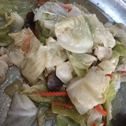 กะหล่ำผัดน้ำปลา