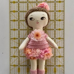 ตุ๊กตาแต่งบ้าน