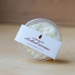 Homemade Clotted Cream คลอตเต็ดครีม