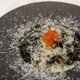 เพสโตพาสต้าหมึกดำ