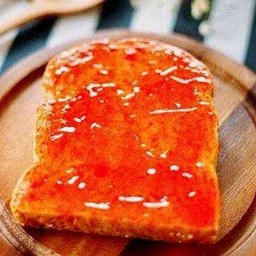 ขนมปังปิ้งเนยสตอเบอรี่ 1 แผ่น