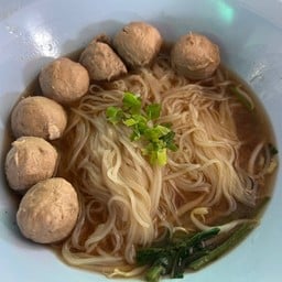 โคตรเด็ด ก๋วยเตี๋ยวโคขุน
