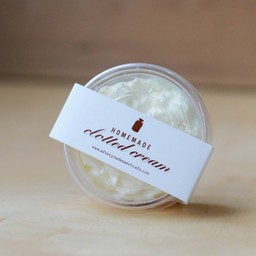 Homemade Clotted Cream คลอตเต็ดครีม