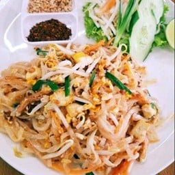 ผัดไท ฟรีใส่ไข่ Pad Thai