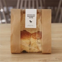 Raisin Shokupan โชกุปังลูกเกด