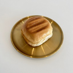 เนย+นมข้น (ปังก้อนไม่สับ)