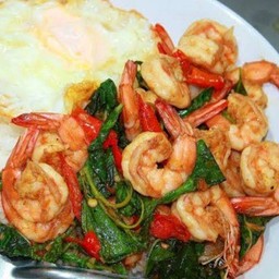 กระเพรากุ้ง แถมฟรี ไข่ดาว
