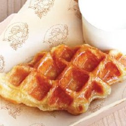 Croffle : Plain with Fresh Cream ครอฟเฟิลเฟรชครีม