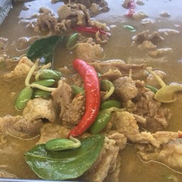 แกงหมูหน่อเหรียง