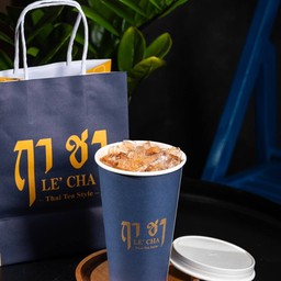 ชาไทยฤาชาสูตรเข้มข้นรสต้นตำรับ รูปแบบแก้วพร้อมดื่ม