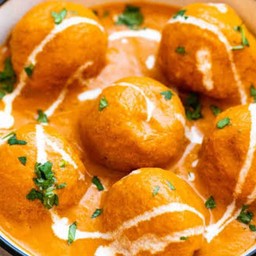 เกี๊ยวกรอบในน้ำเกรวี่เนยมะเขือเทศเข้มข้น