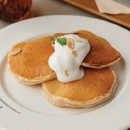 Buttermilk Pancake คลาสสิคบัตเตอร์มิลค์แพนเค้ก