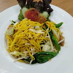 ผัดหมี่โบราณ yellow rice noodle stir-fried with tofu