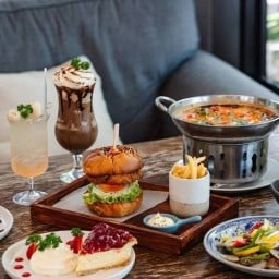 Gecko Garden Cafe พัทยา